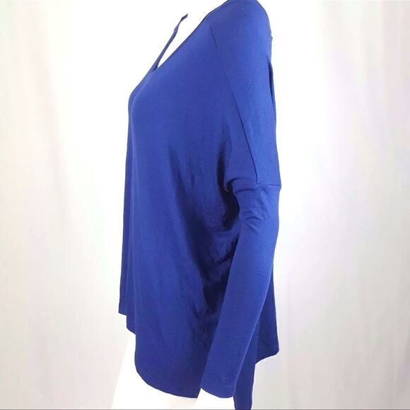 Express Size XS Royal Blue 3/4 Sleeve Oversized High Low V-Neck Stretch Top MWT - Picture 4 of 6